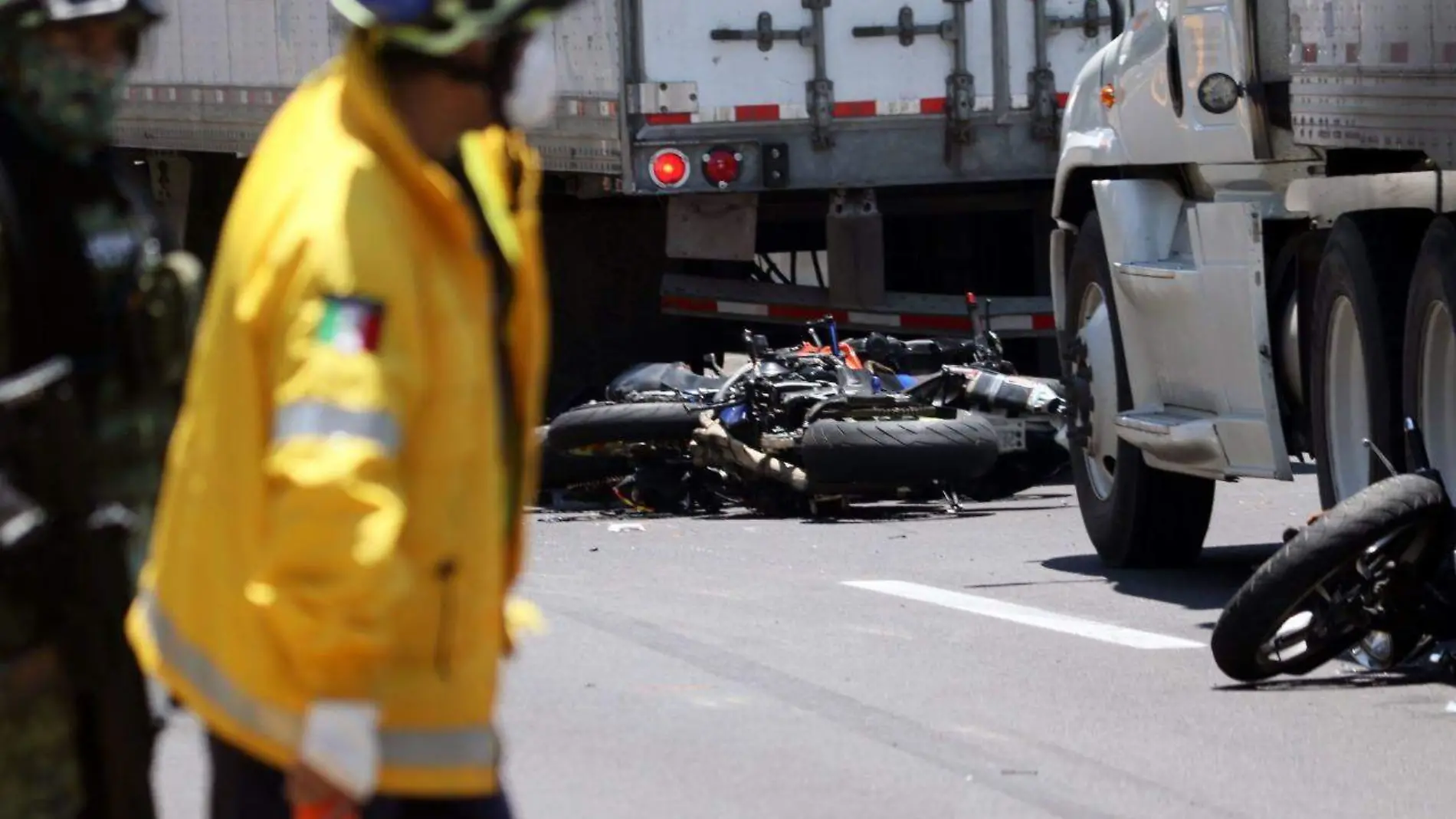 accidente en tres marías deja seis motociclistas muertos